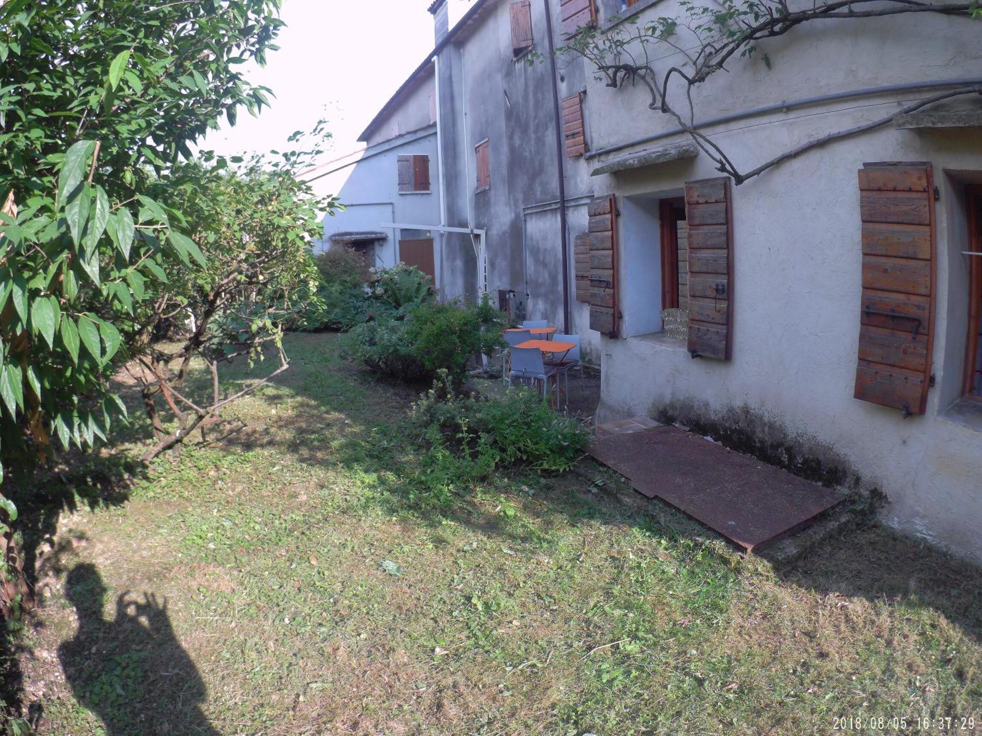 B&B Rosales Borso del Grappa Buitenkant foto